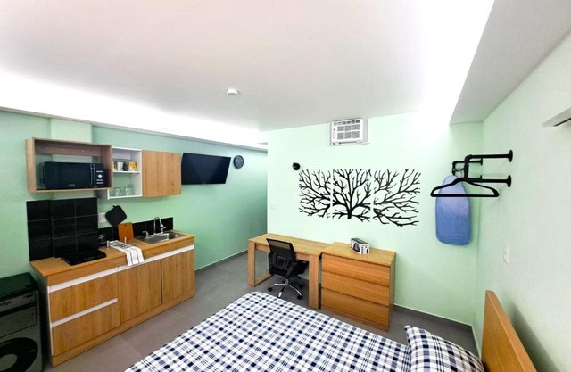 A05 Premium Suite WHITE Cocina Terraza Companies Work Teams 1-2 PAX