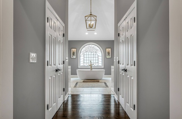 | Lakefront | Indoor Pool | 7 Beds | Included Services