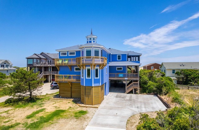Absolute Searenity- Oceanfront, Pet-Friendly, Private Pool and Hot Tub