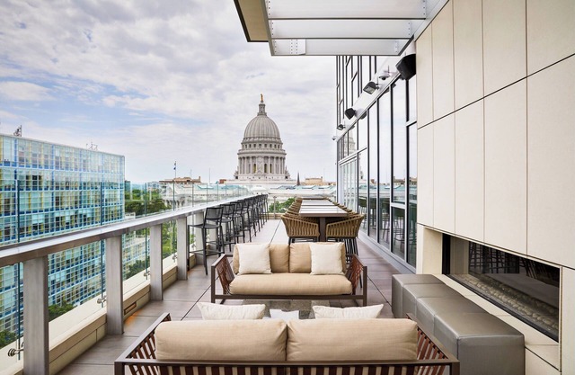 AC Hotel by Marriott Madison Downtown