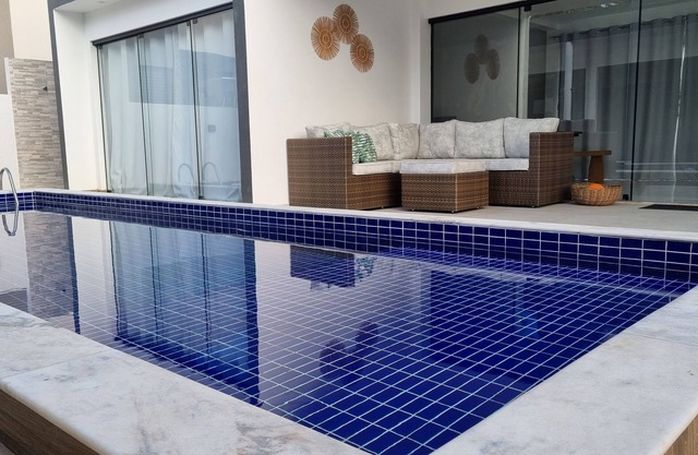 Aconchegante Casa de Praia com Piscina em Cond Fechado a 200m do mar