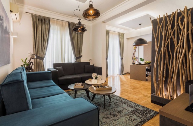 Acropolis Executive Suite, Bill & John Apartments & Villas