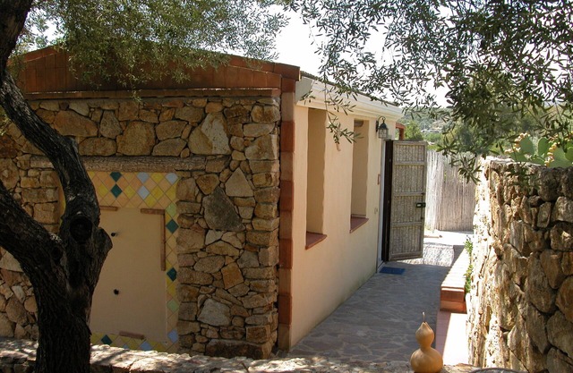 ADDISORA B&B con piscina