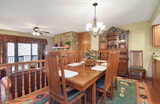 ADIRONDACKS 2 WPM: condominio de 2 dormitorios / 2 baños en Blowing Rock, para 6 personas