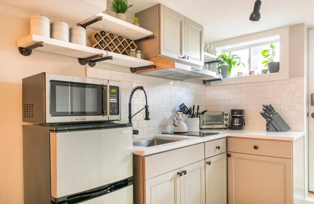 Adorable Apartment in Kingman Park