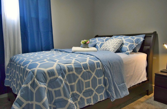 Adorable brand new 2 bedrooms basement suite.