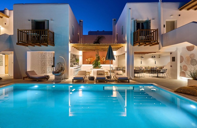 Adorno Beach Hotel & Suites