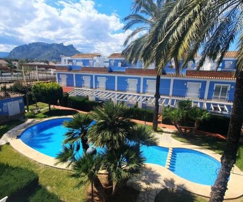 Adosado Villas Alfar con Piscina