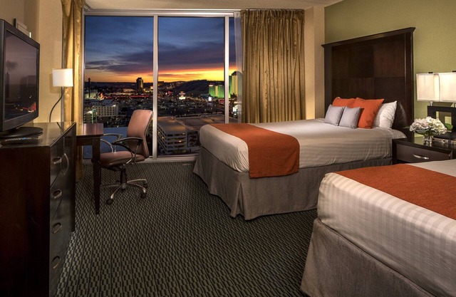 Adventure Awaits! Modern, Casino, Pool, Restaurants, Game Rooms, Restaurant