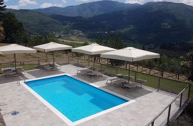 Quédate cerca de Arco Naturale