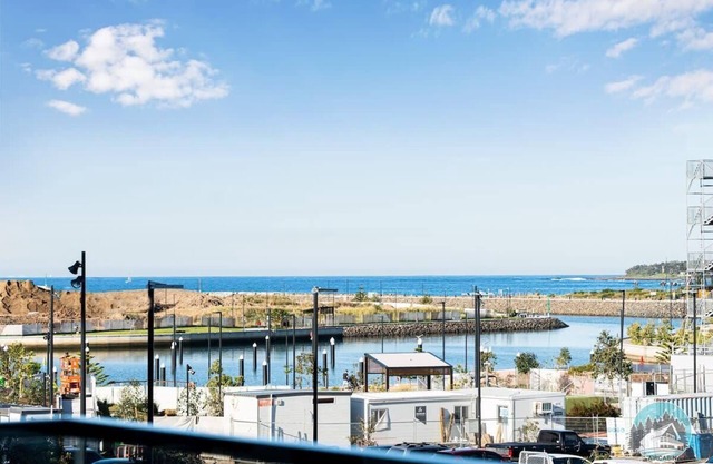 Aircabin - Shell Cove - Next to Marina - 2BR Apt