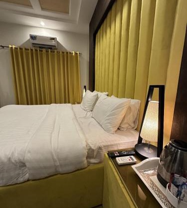 Al Fateh Xpress Hotel & Suites