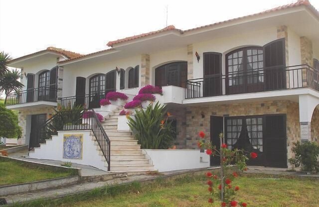 Casa San Bernardo -2Pisos7Quartos 2/16 pax- Junto al Monasterio y cerca de las playas