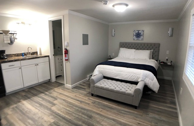 All-Inclusive Studio apartment with utilities included-Unit 1