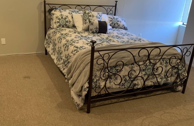 Almost penthouse apartment 2500+ SF