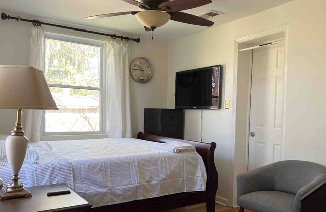 Aloha of Falls Church 1