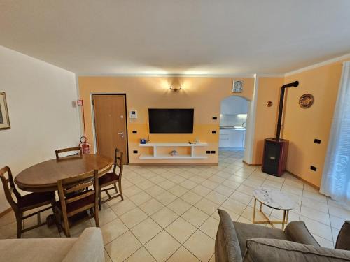 Amanda 2 Apartments