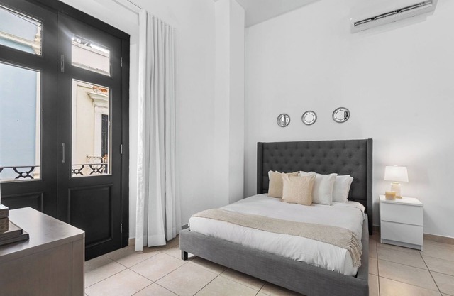 Amapola Suite | Cozy Oasis in the Heart of it All!