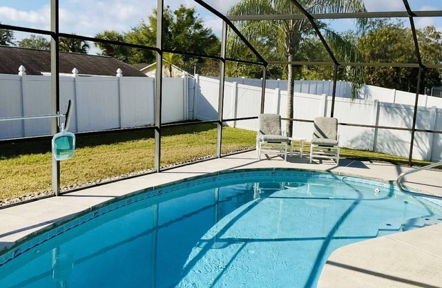 Amazing 3/2 vacation home with private pool!!