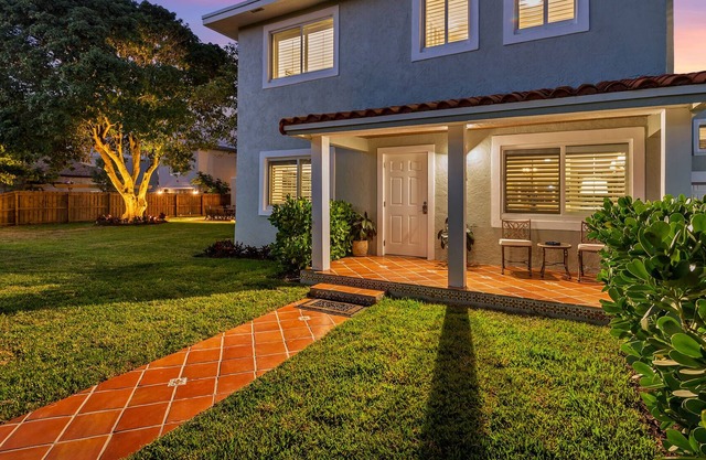 Amazing 8 Bedroom, 5 Bath