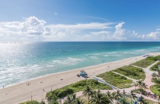 Amazing Beachfront Property. Oceanfront views.
