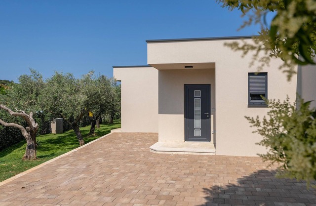 Increíble casa en Vrsar con vistas panorámicas.