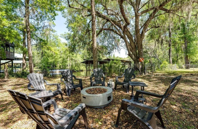 Amazing Home on Black Creek |Watersports Fun |Hot Tub |Firepit |BBQ |Boat Parking|Close to Boat Ramp