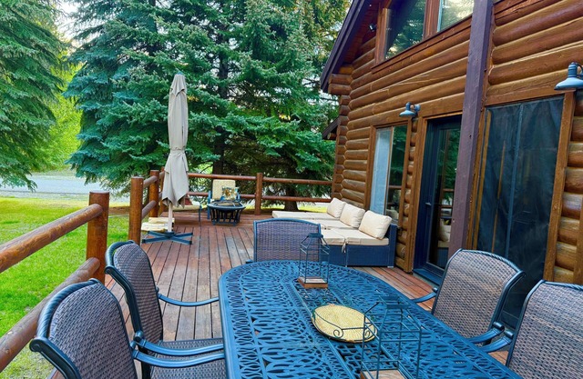 Amazing Log Home Retreat Hailey-Sun Valley cerrar