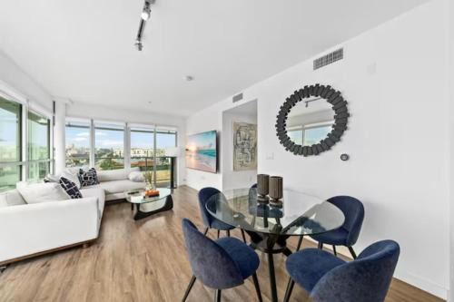 Amber Drift - Santa Monica 2BR Penthouse Ocean views