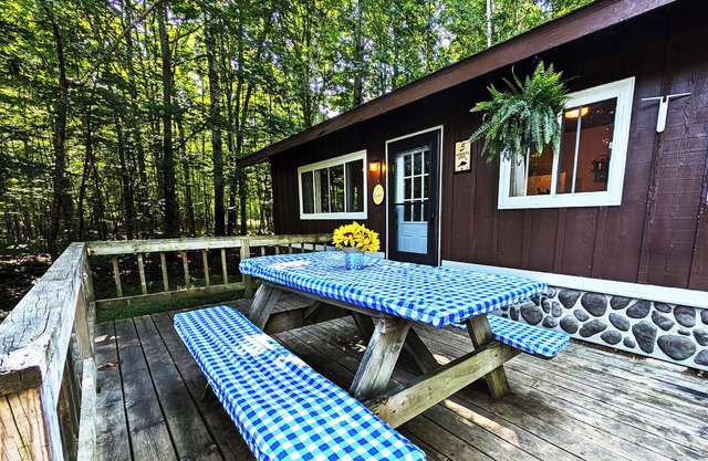 POV Resort Cabins - Beaver's Den (2 hab) - Unidad 5