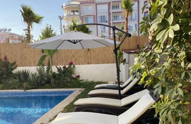 Comfy Hotel Suits, 5 mins walk to the seaside