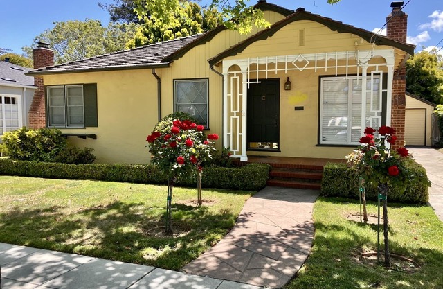 ¡NUEVO! Remodelada casa! A solo 4 cuadras de Burlingame Avenue / Caltrain / SFO 8 minutos