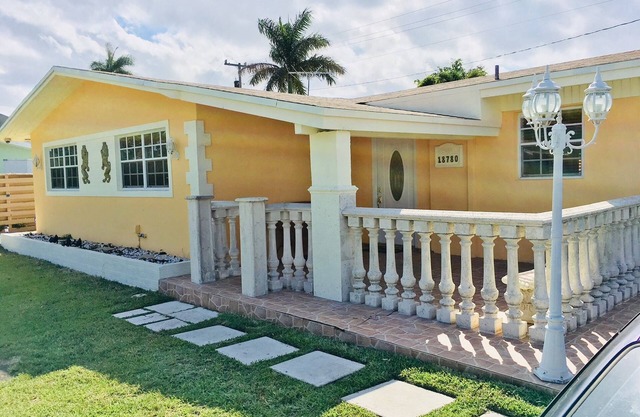 PALACIO COLONIAL POR ANDY RESORT