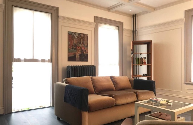 Antique Uptown Charmer w/ Five-Star Modern Kitchen