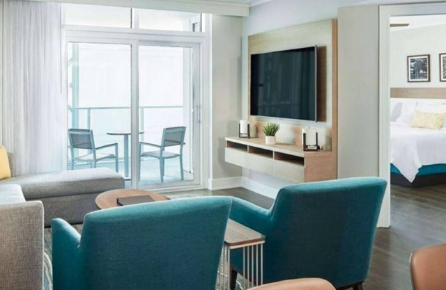 .......................