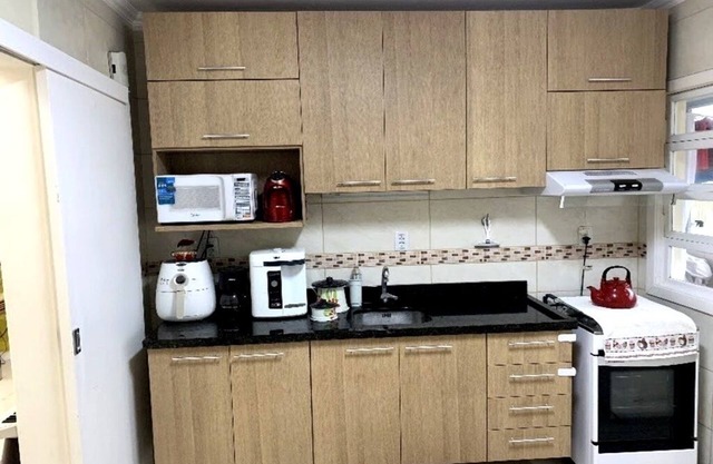 Apartamento 2 quartos c/ garagem, vista linda, ideal p/ família, até 6 pessoas.