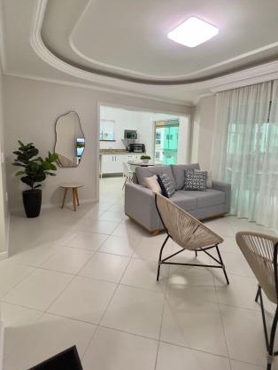 Apartamento de temporada rua 252 - Meia Praia - Itapema