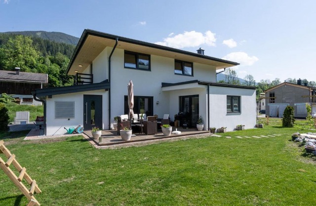 Apartment in Neukirchen am Gro venediger with Balcony