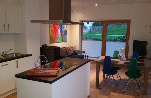 Apartamento Atelier ****, 1-2 personas, ducha / WC, terraza, TV, 1 dormitorio, planta baja
