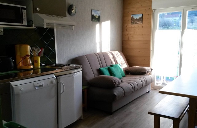 Apartamento-Confortable-Baño privado con ducha-Vista al campo