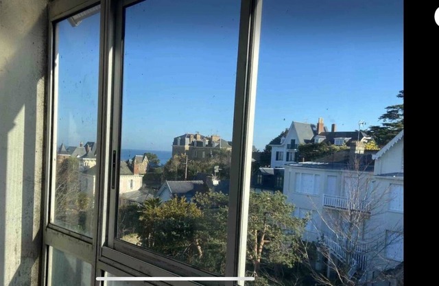 Apartment 5 minutes from the beach and the city center with sea view