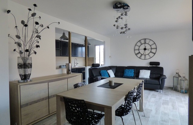Apartamento 85m², vista al mar, totalmente reformado, se admiten mascotas, mar 50 m