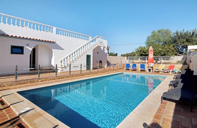 Apartamento 'Andar de Moradia' con vistas al mar, balcón, piscina compartida y Wi-Fi