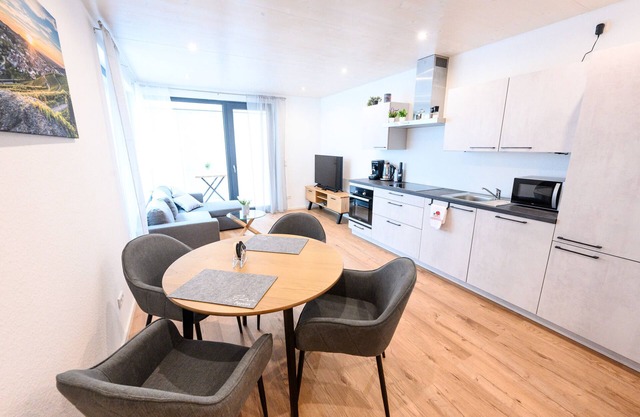 Apartment 'Bergblick' with Private Terrace, Shared Garden and Wi-Fi