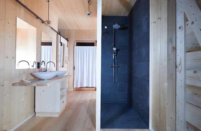 Apartamento 'Blasla Sterngugga' con vistas a la montaña, terraza privada y Wi-Fi