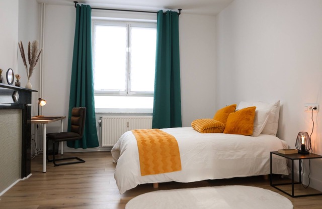 Apartamento-De Lujo-Baño privado con ducha-Vista a la Ciudad