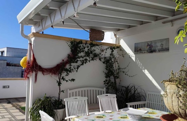 Apartamento 'Dimora Benedetta' con vistas al mar, Wi-Fi y aire acondicionado