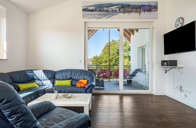 Apartamento 'Ferienwohnung 1, 95qm' con jardín compartido, balcón y Wi-Fi
