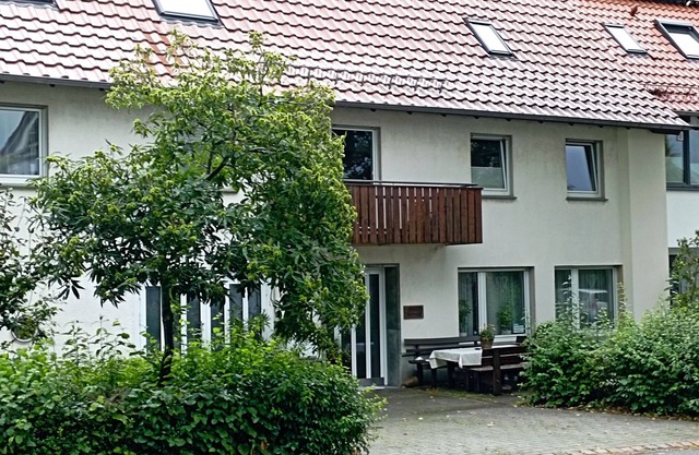 Apartamento 'Ferienwohnung Am Kirchplatz' con terraza privada y Wi-Fi