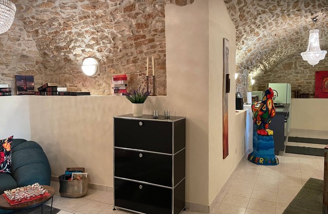 Apartamento 'Gite Vert - Paradis De Provence' con terraza compartida y wifi